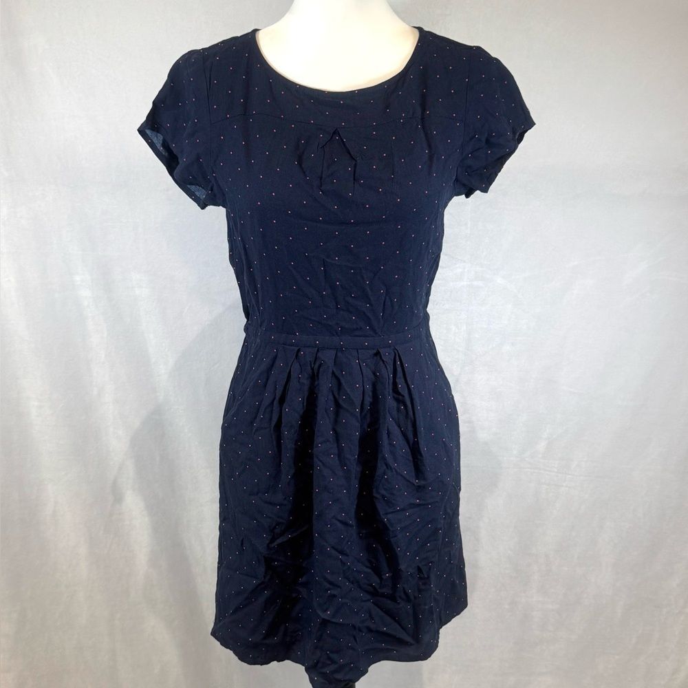 J.Crew pleated navy and pink tiny polka dots dress with pockets size 2